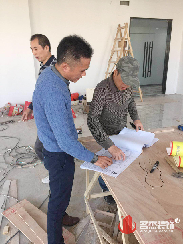 办公室合欢视频导航设计施工照.jpg